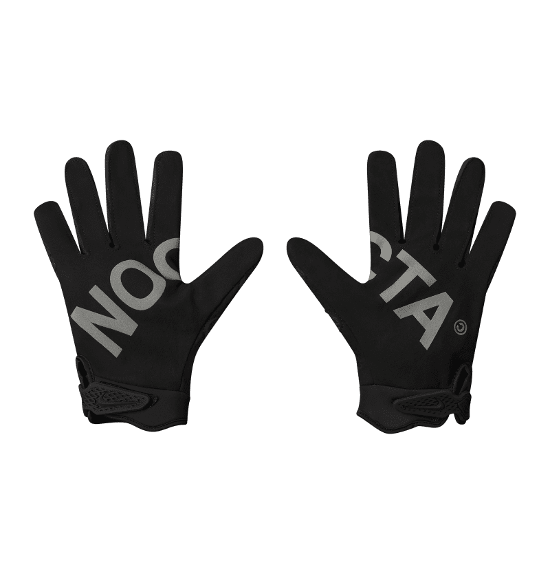 GLOVES INSIDE 201d32f8 e3c8 4f62 8f7d dc62ce4f0b9b